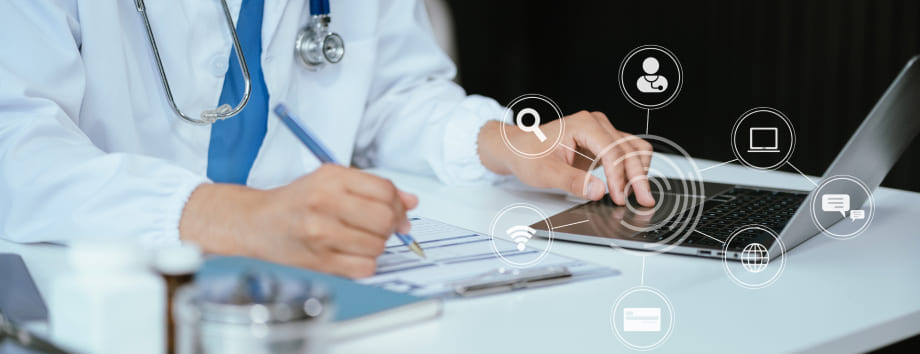 病院向け検索サイトのリビルド事例の画面キャプチャ